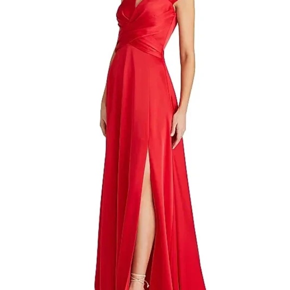 Theia gown - Picture 3 of 7